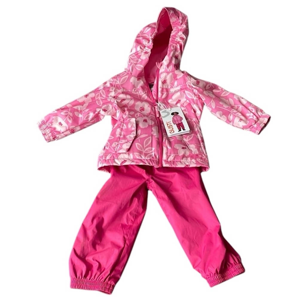 Gusti- 2-piece set rain suit Jacket and Pants Set / raincoat and pants set.